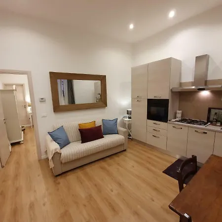 2 Towers Apartamento