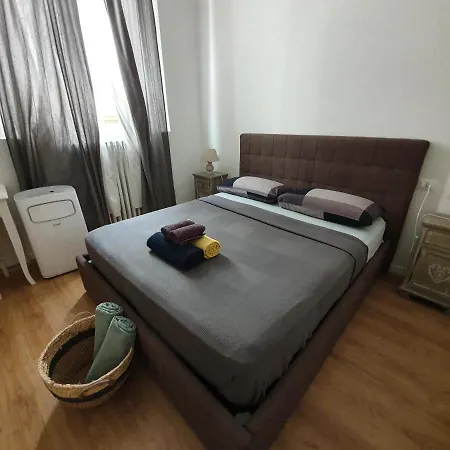 2 Towers Apartment Bologna